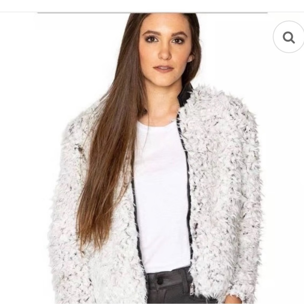 Love Token Cream Teddy Jacket